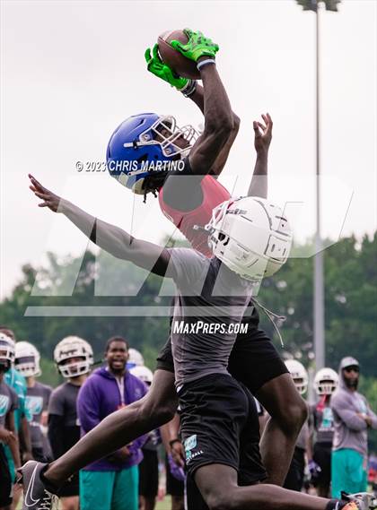 Thumbnail 1 in North Mecklenburg vs Palisades (Powerade 7 on 7) photogallery.