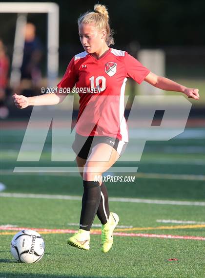 Thumbnail 2 in Rocky Point @ East Islip photogallery.