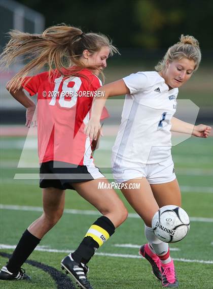 Thumbnail 3 in Rocky Point @ East Islip photogallery.