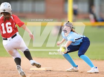 Thumbnail 3 in Bishop Grimes vs Fabius Pompey photogallery.