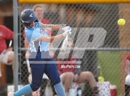 Thumbnail 2 in Bishop Grimes vs Fabius Pompey photogallery.
