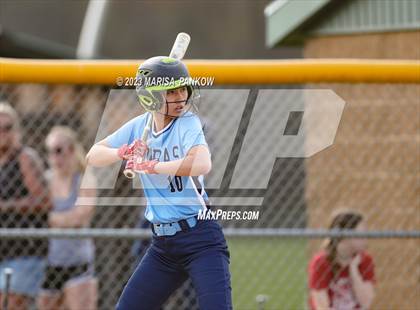 Thumbnail 2 in Bishop Grimes vs Fabius Pompey photogallery.