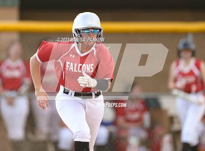 Thumbnail 1 in Bishop Grimes vs Fabius Pompey photogallery.