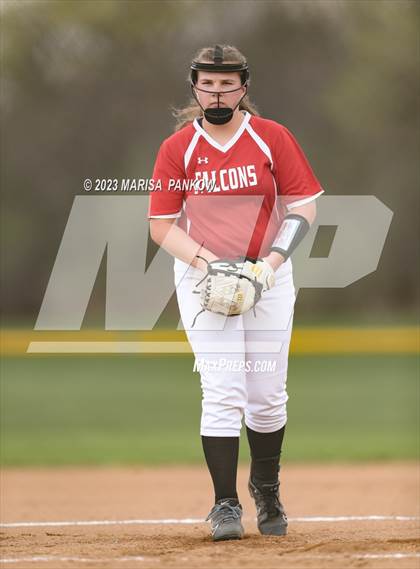 Thumbnail 3 in Bishop Grimes vs Fabius Pompey photogallery.