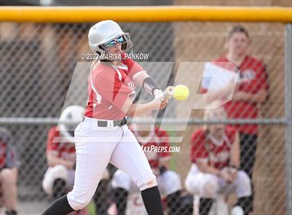 Thumbnail 3 in Bishop Grimes vs Fabius Pompey photogallery.