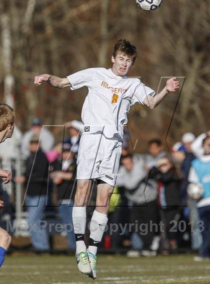 Thumbnail 3 in Ridgefield vs. Glastonbury (CIAC Class LL Final) photogallery.