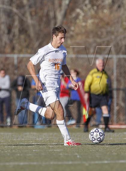 Thumbnail 2 in Ridgefield vs. Glastonbury (CIAC Class LL Final) photogallery.