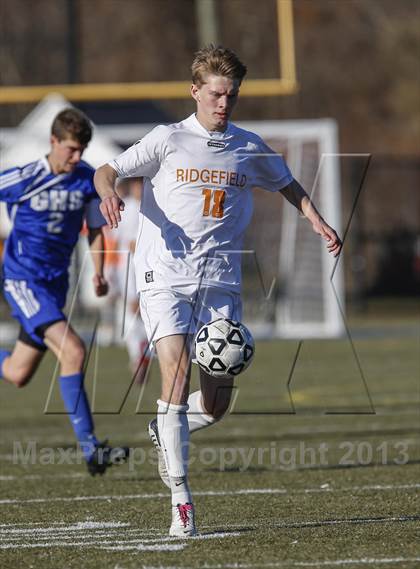 Thumbnail 2 in Ridgefield vs. Glastonbury (CIAC Class LL Final) photogallery.