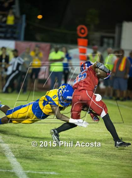 Thumbnail 3 in Bishop Amat vs. Serra  photogallery.