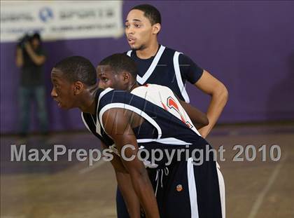 Thumbnail 2 in Peekskill vs. Poughkeepsie photogallery.