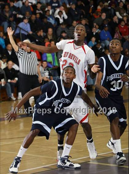 Thumbnail 2 in Peekskill vs. Poughkeepsie photogallery.
