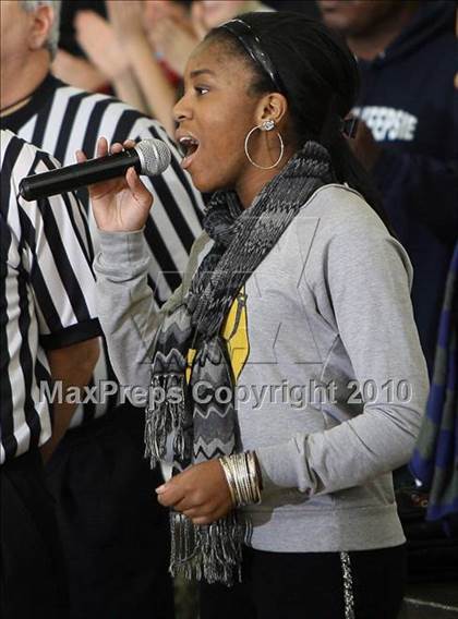 Thumbnail 3 in Peekskill vs. Poughkeepsie photogallery.