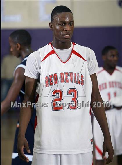Thumbnail 2 in Peekskill vs. Poughkeepsie photogallery.