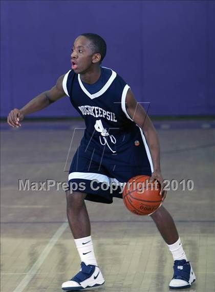 Thumbnail 3 in Peekskill vs. Poughkeepsie photogallery.