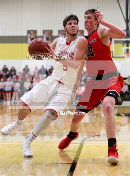 Thumbnail 1 in Muenster vs. Sam Rayburn (UIL 2A Regional Quarterfinal) photogallery.