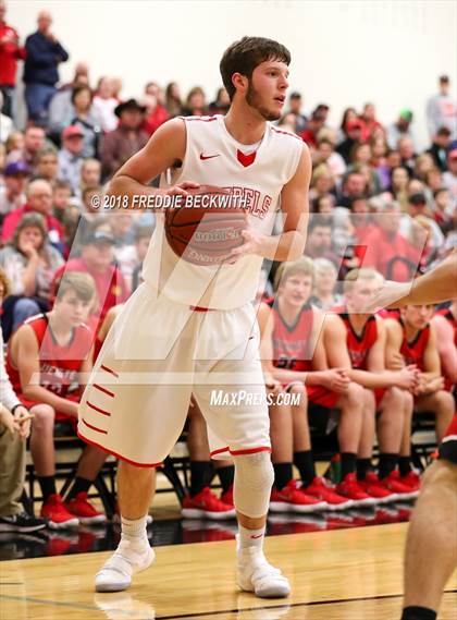 Thumbnail 2 in Muenster vs. Sam Rayburn (UIL 2A Regional Quarterfinal) photogallery.