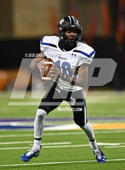 Thumbnail 1 in Dekaney @ Bridgeland (UIL 6A Area Playoff) photogallery.