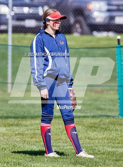 Thumbnail 2 in Pleasant Grove vs. Las Plumas (Stephanie LeDoux Tournament) photogallery.