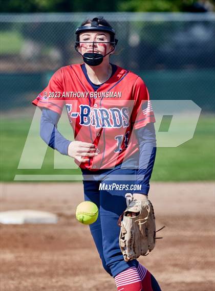 Thumbnail 1 in Pleasant Grove vs. Las Plumas (Stephanie LeDoux Tournament) photogallery.