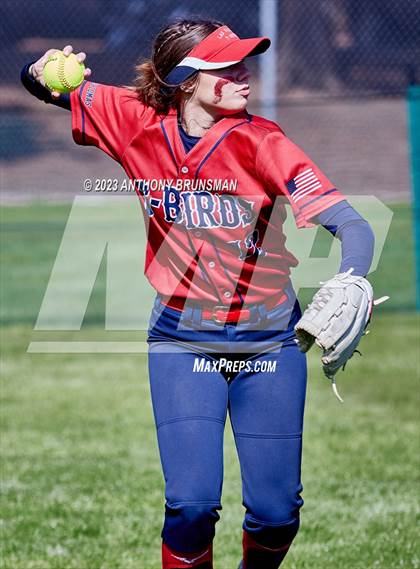 Thumbnail 2 in Pleasant Grove vs. Las Plumas (Stephanie LeDoux Tournament) photogallery.