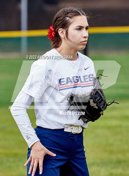 Thumbnail 2 in Pleasant Grove vs. Las Plumas (Stephanie LeDoux Tournament) photogallery.