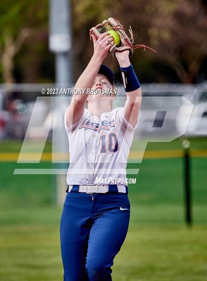 Thumbnail 3 in Pleasant Grove vs. Las Plumas (Stephanie LeDoux Tournament) photogallery.