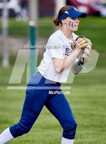 Thumbnail 2 in Pleasant Grove vs. Las Plumas (Stephanie LeDoux Tournament) photogallery.