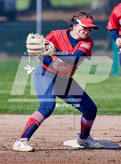 Thumbnail 3 in Pleasant Grove vs. Las Plumas (Stephanie LeDoux Tournament) photogallery.