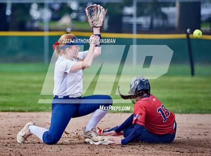 Thumbnail 2 in Pleasant Grove vs. Las Plumas (Stephanie LeDoux Tournament) photogallery.