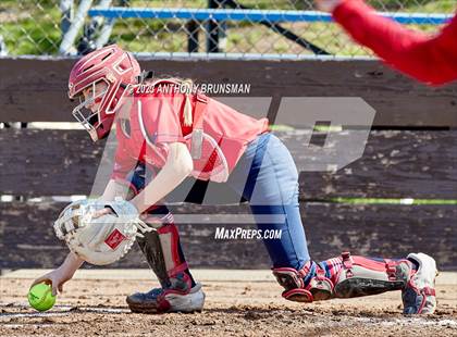 Thumbnail 1 in Pleasant Grove vs. Las Plumas (Stephanie LeDoux Tournament) photogallery.