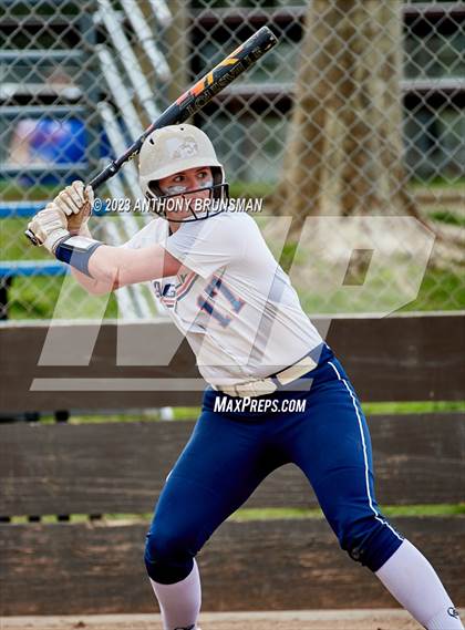 Thumbnail 1 in Pleasant Grove vs. Las Plumas (Stephanie LeDoux Tournament) photogallery.