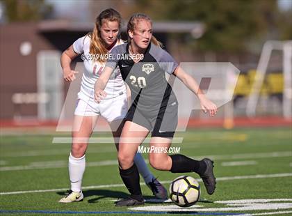 Thumbnail 3 in Mountain View vs St. Ignatius (CIF CCS Open Division Semifinal) photogallery.