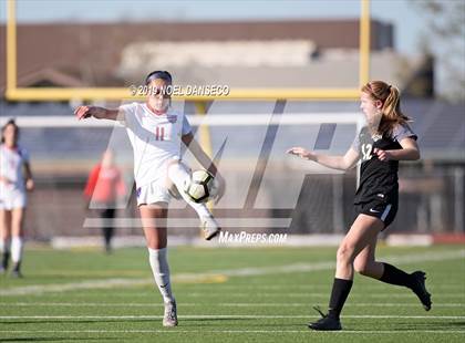 Thumbnail 3 in Mountain View vs St. Ignatius (CIF CCS Open Division Semifinal) photogallery.