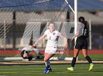 Thumbnail 2 in Mountain View vs St. Ignatius (CIF CCS Open Division Semifinal) photogallery.