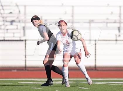 Thumbnail 1 in Mountain View vs St. Ignatius (CIF CCS Open Division Semifinal) photogallery.