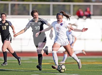 Thumbnail 1 in Mountain View vs St. Ignatius (CIF CCS Open Division Semifinal) photogallery.