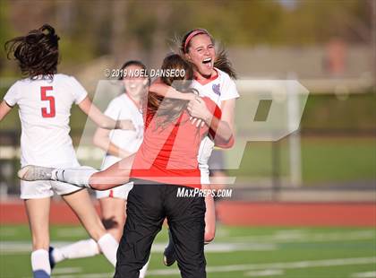 Thumbnail 3 in Mountain View vs St. Ignatius (CIF CCS Open Division Semifinal) photogallery.