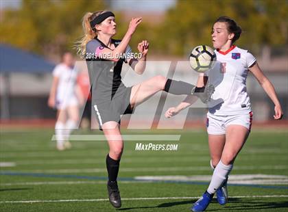 Thumbnail 2 in Mountain View vs St. Ignatius (CIF CCS Open Division Semifinal) photogallery.