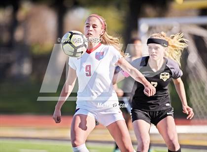 Thumbnail 1 in Mountain View vs St. Ignatius (CIF CCS Open Division Semifinal) photogallery.