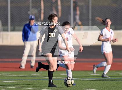 Thumbnail 2 in Mountain View vs St. Ignatius (CIF CCS Open Division Semifinal) photogallery.