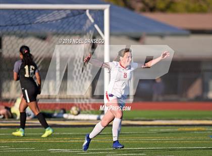 Thumbnail 3 in Mountain View vs St. Ignatius (CIF CCS Open Division Semifinal) photogallery.