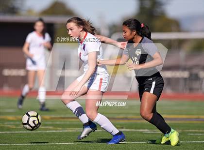 Thumbnail 1 in Mountain View vs St. Ignatius (CIF CCS Open Division Semifinal) photogallery.