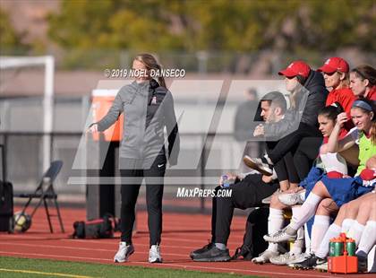 Thumbnail 3 in Mountain View vs St. Ignatius (CIF CCS Open Division Semifinal) photogallery.