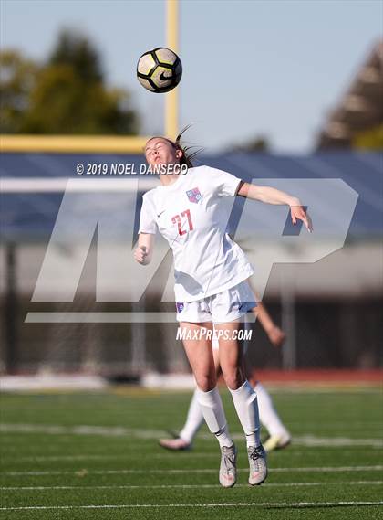 Thumbnail 3 in Mountain View vs St. Ignatius (CIF CCS Open Division Semifinal) photogallery.