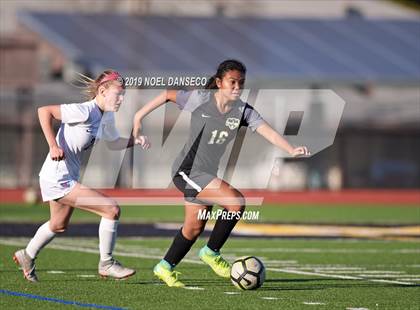 Thumbnail 1 in Mountain View vs St. Ignatius (CIF CCS Open Division Semifinal) photogallery.