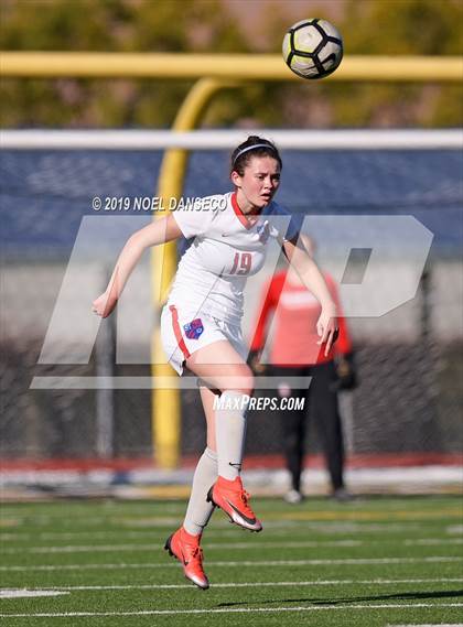 Thumbnail 3 in Mountain View vs St. Ignatius (CIF CCS Open Division Semifinal) photogallery.
