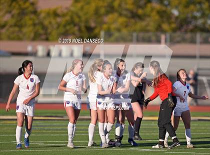 Thumbnail 1 in Mountain View vs St. Ignatius (CIF CCS Open Division Semifinal) photogallery.