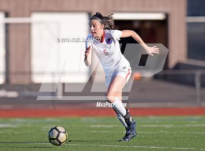 Thumbnail 3 in Mountain View vs St. Ignatius (CIF CCS Open Division Semifinal) photogallery.