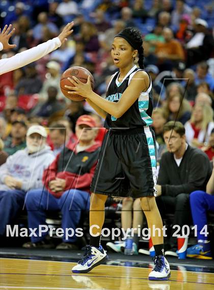 Thumbnail 3 in Pleasant Grove vs Canyon Springs (CIF State D1 Final) photogallery.