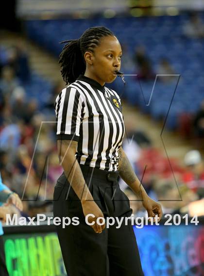 Thumbnail 2 in Pleasant Grove vs Canyon Springs (CIF State D1 Final) photogallery.